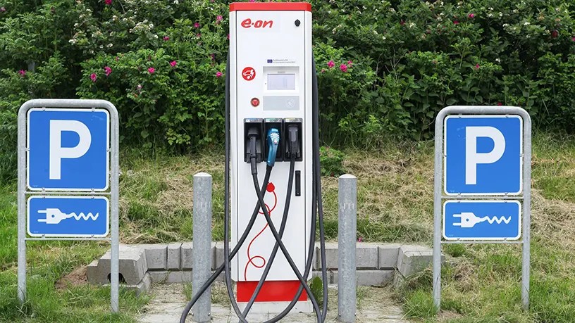 汽車充電樁安裝成本與維護(hù)費用詳解