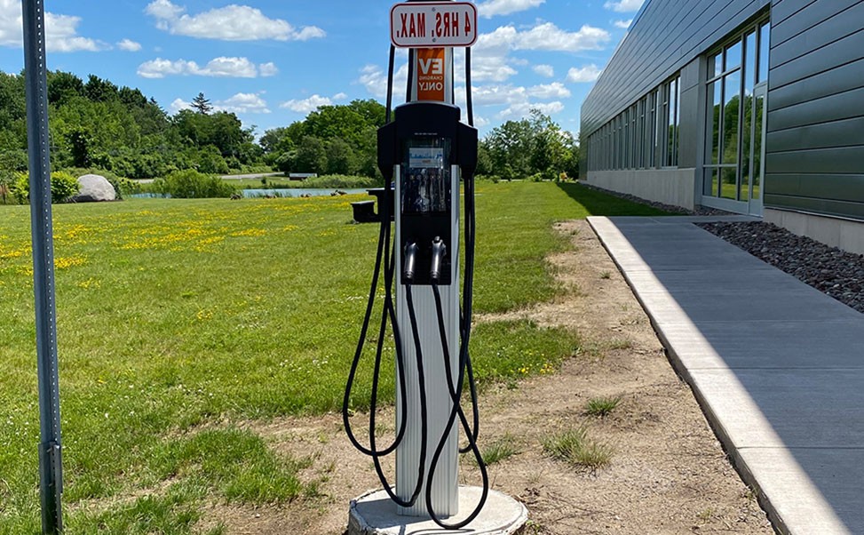 康普利新能源充電樁：助推電動(dòng)汽車充電新紀(jì)元