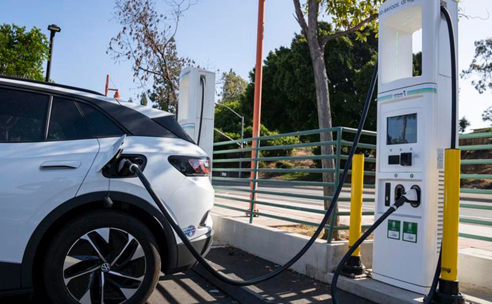 選擇汽車充電樁公司品牌實力的五大關鍵因素